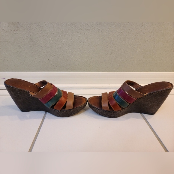 BORN MULTI COLOR STRAP LEATHER PLATFORM WEDGE 'LUMI' SLIDE SANDALS WOMEN'S SZ 10 - Picture 3 of 9
